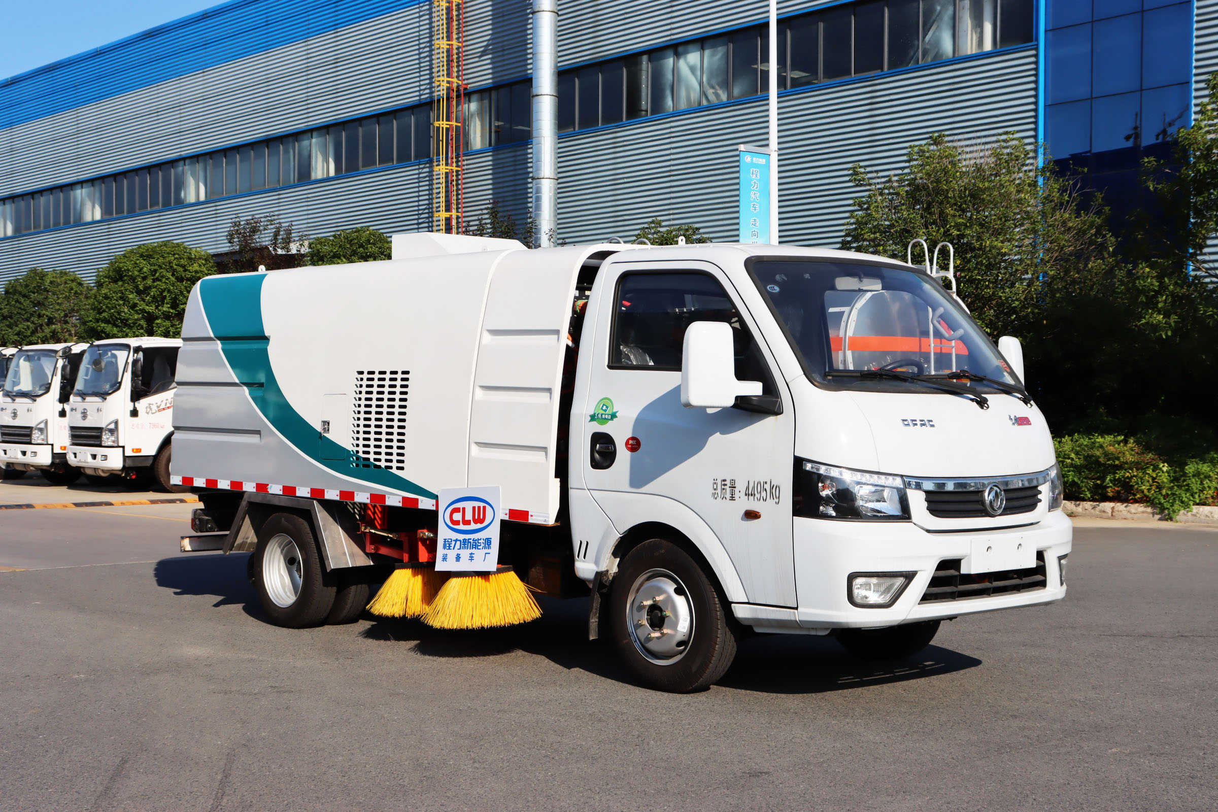 東風途逸純電動2.5方掃路車圖片1