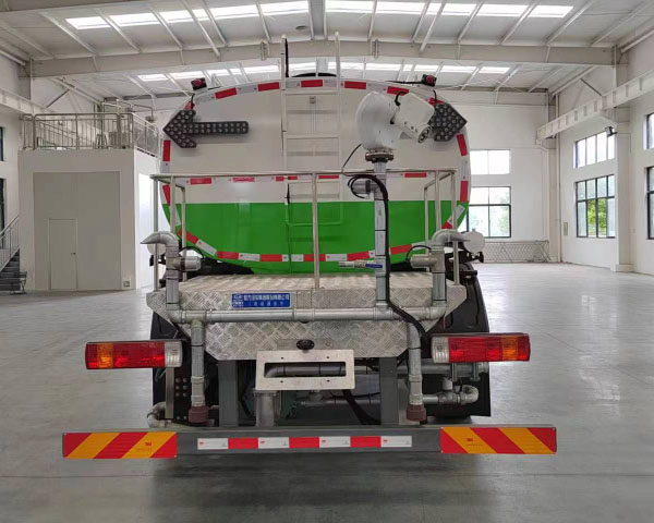 FAW解放11方純電動綠化噴灑車圖片2